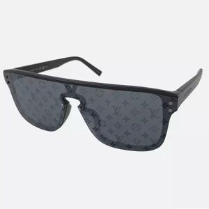 Louis Vuitton monogram sunglasses brand new with box